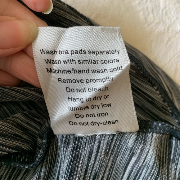 Mondetta Stretchy Athletic Sports Dress – Size Small, Black & Gray Heathered - Picture 13 of 13